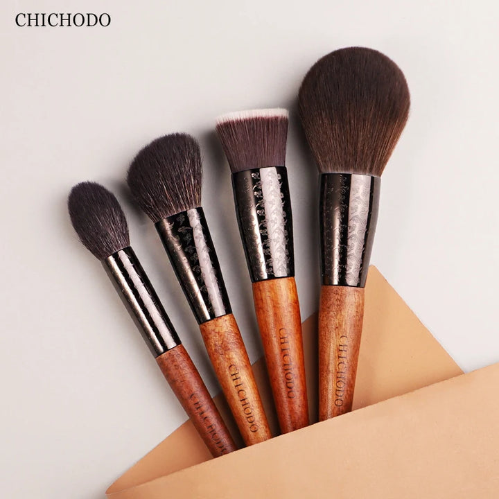 CHICHODO Makeup Brush